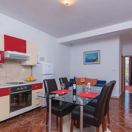 Gorgeous Apartment In Dubrava With Kitchen Zewnętrze zdjęcie